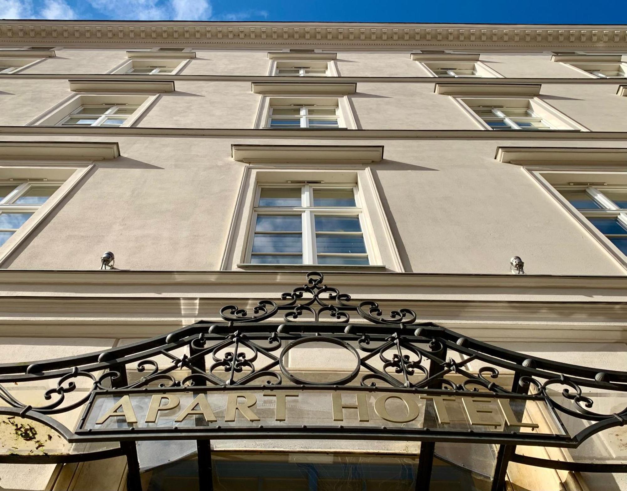 Joyinn Aparthotel Breslavia Exterior foto