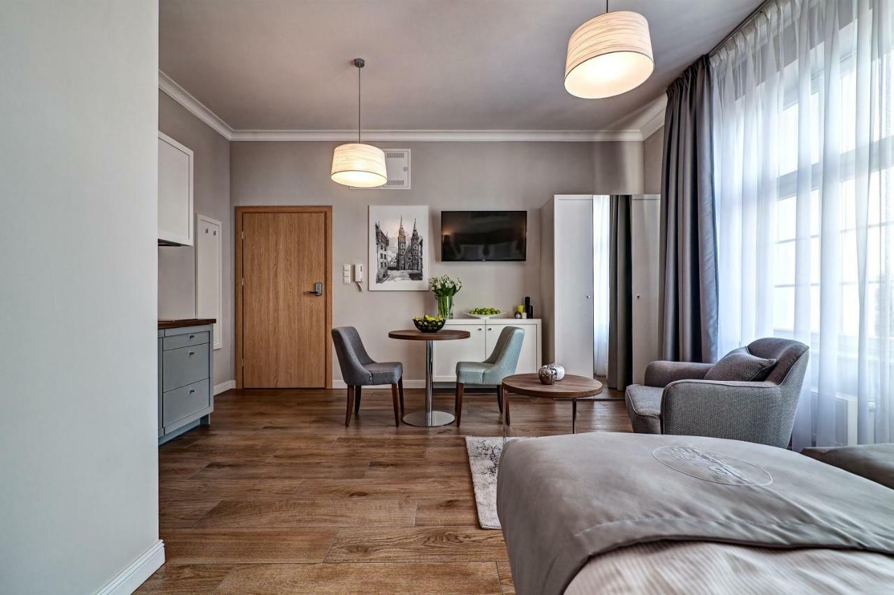 Joyinn Aparthotel Breslavia Exterior foto